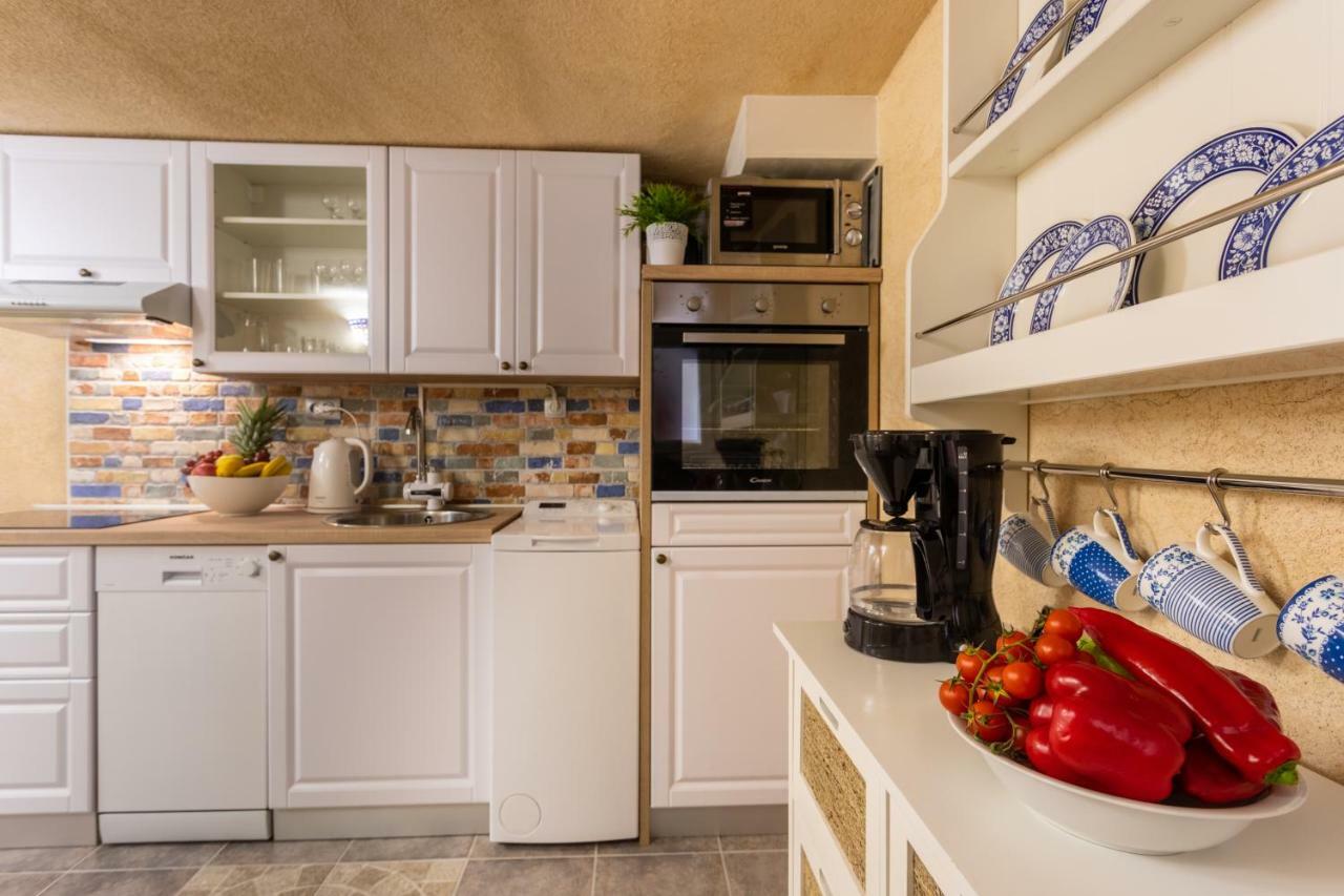 Apartman Verbenia Vrbnik  Esterno foto