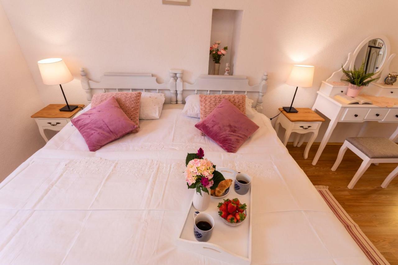 Apartman Verbenia Vrbnik  Esterno foto